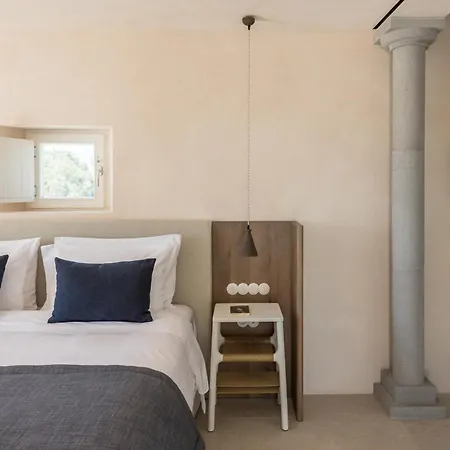 Istoria, A Member Of Design Hotel Perivolos (Santorini)