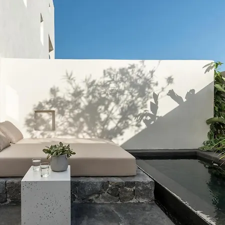 Istoria, A Member Of Design Hotel Perivolos (Santorini)