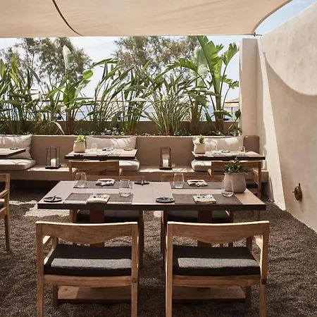 Istoria, A Member Of Design Perivolos (Santorini)