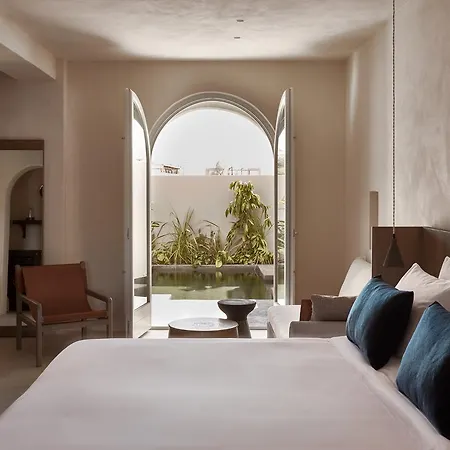 Istoria, A Member Of Design Perivolos (Santorini)